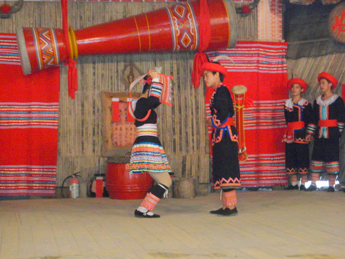 Hand Bag Dance.